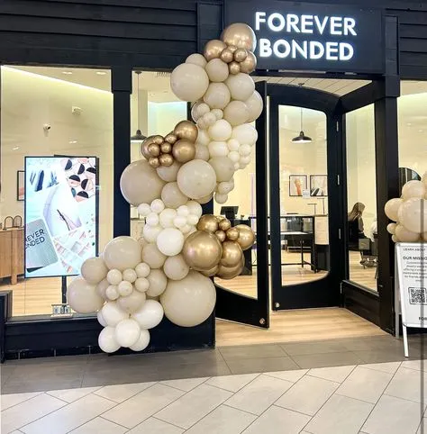 Shop Opening 11