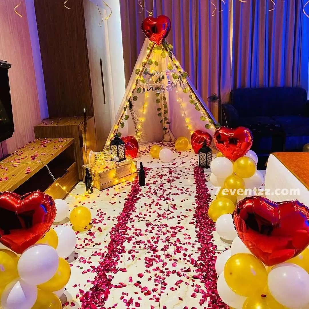 Romantic Canopy Decoration on Floor