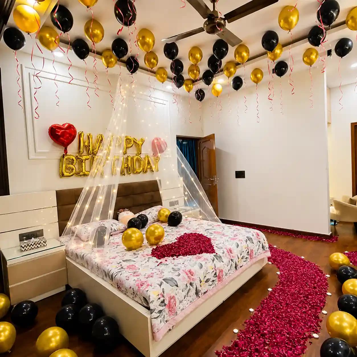 Canopy Room Decoration
